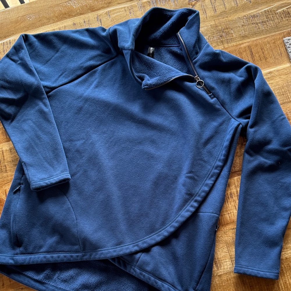 Athleta Deep Blue Fleece Lined Pullover